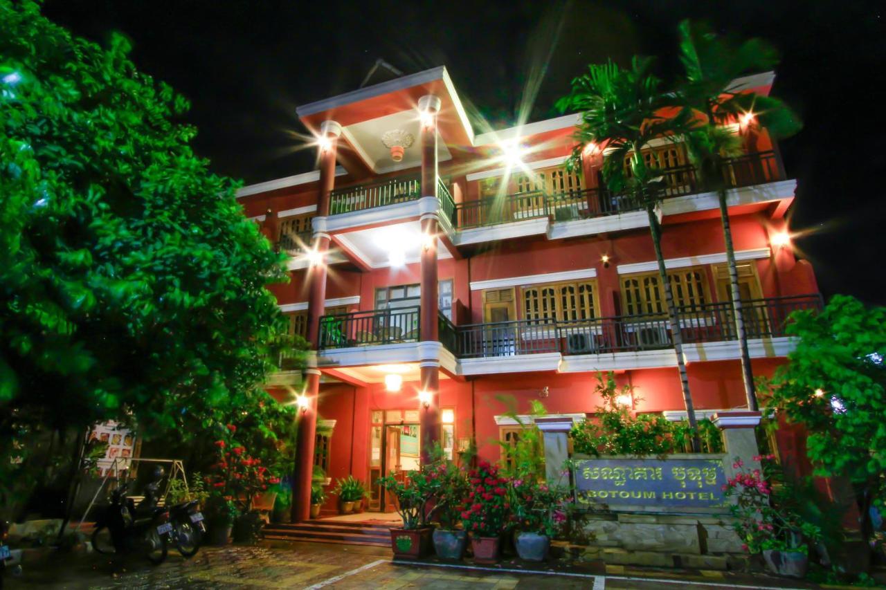 Botoum Hotel Sisophon Exterior photo