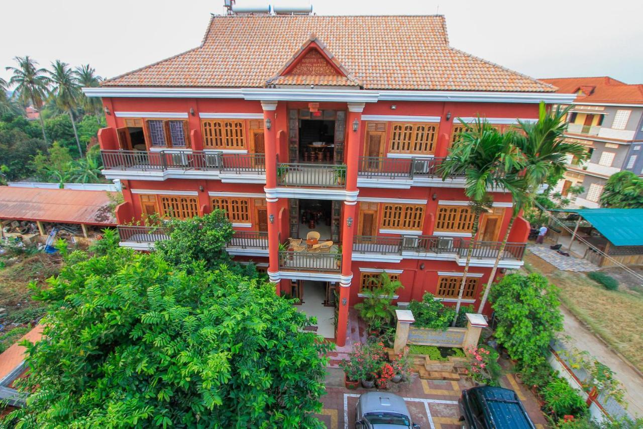 Botoum Hotel Sisophon Exterior photo