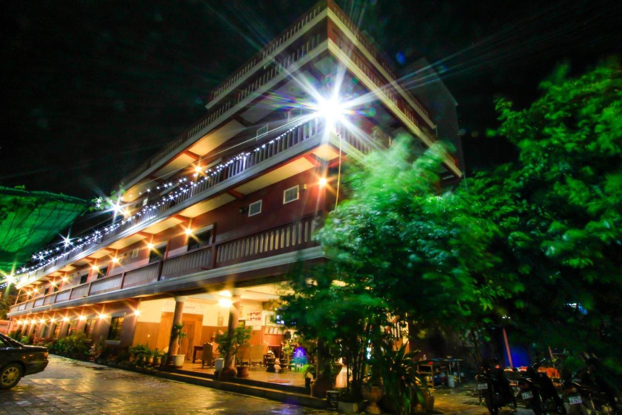 Botoum Hotel Sisophon Exterior photo