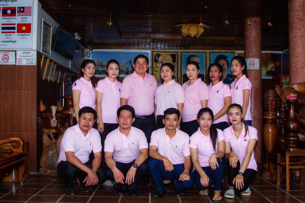 Botoum Hotel Sisophon Exterior photo