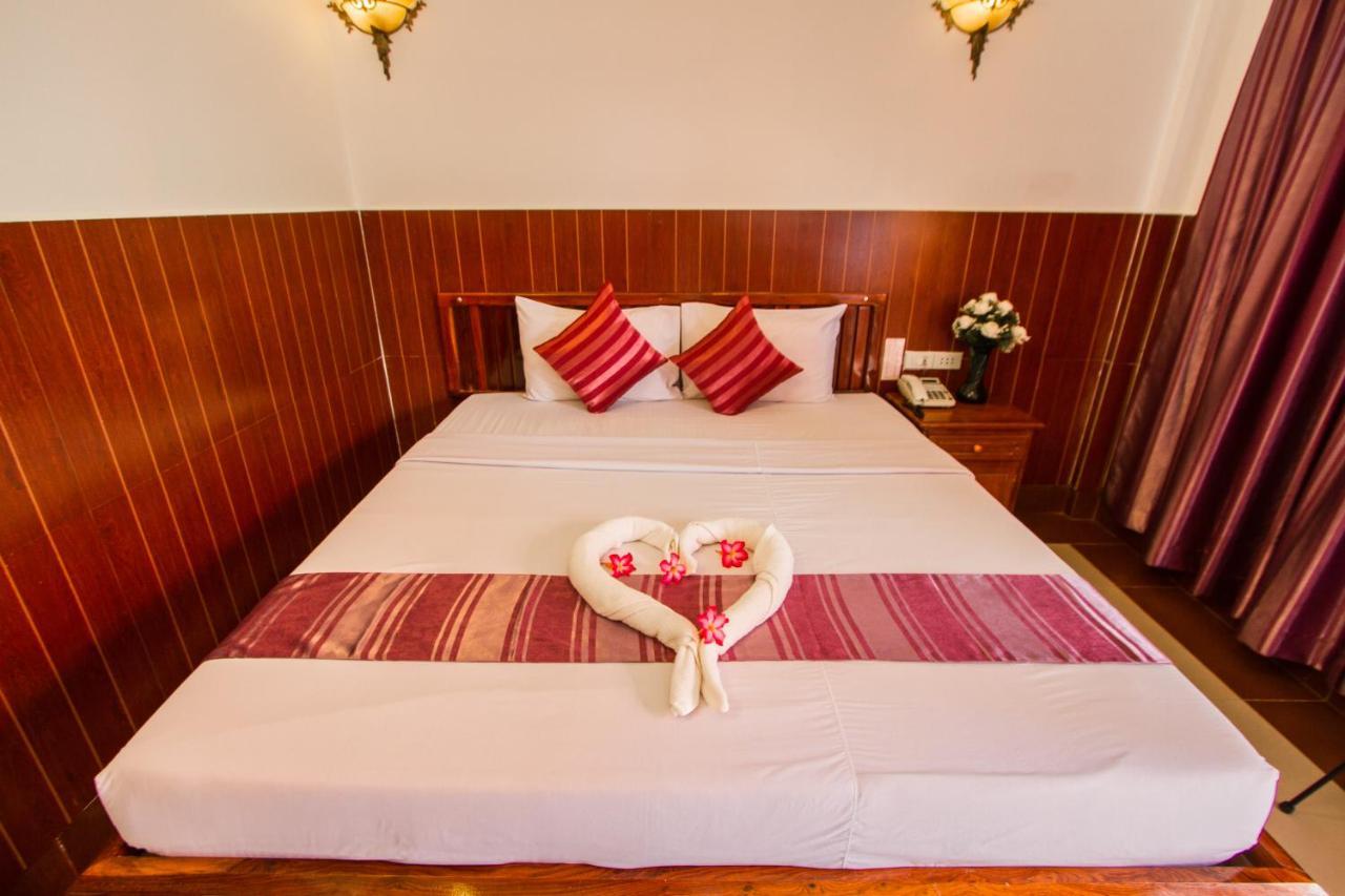 Botoum Hotel Sisophon Room photo